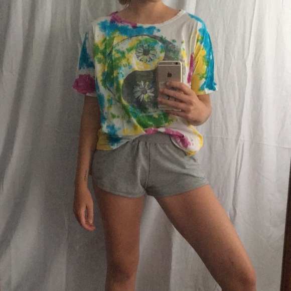 COOL Sunflower ying yang tee! - Picture 1 of 3